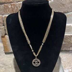 Elegant Gold CC Crystal Halo Pendant Necklace